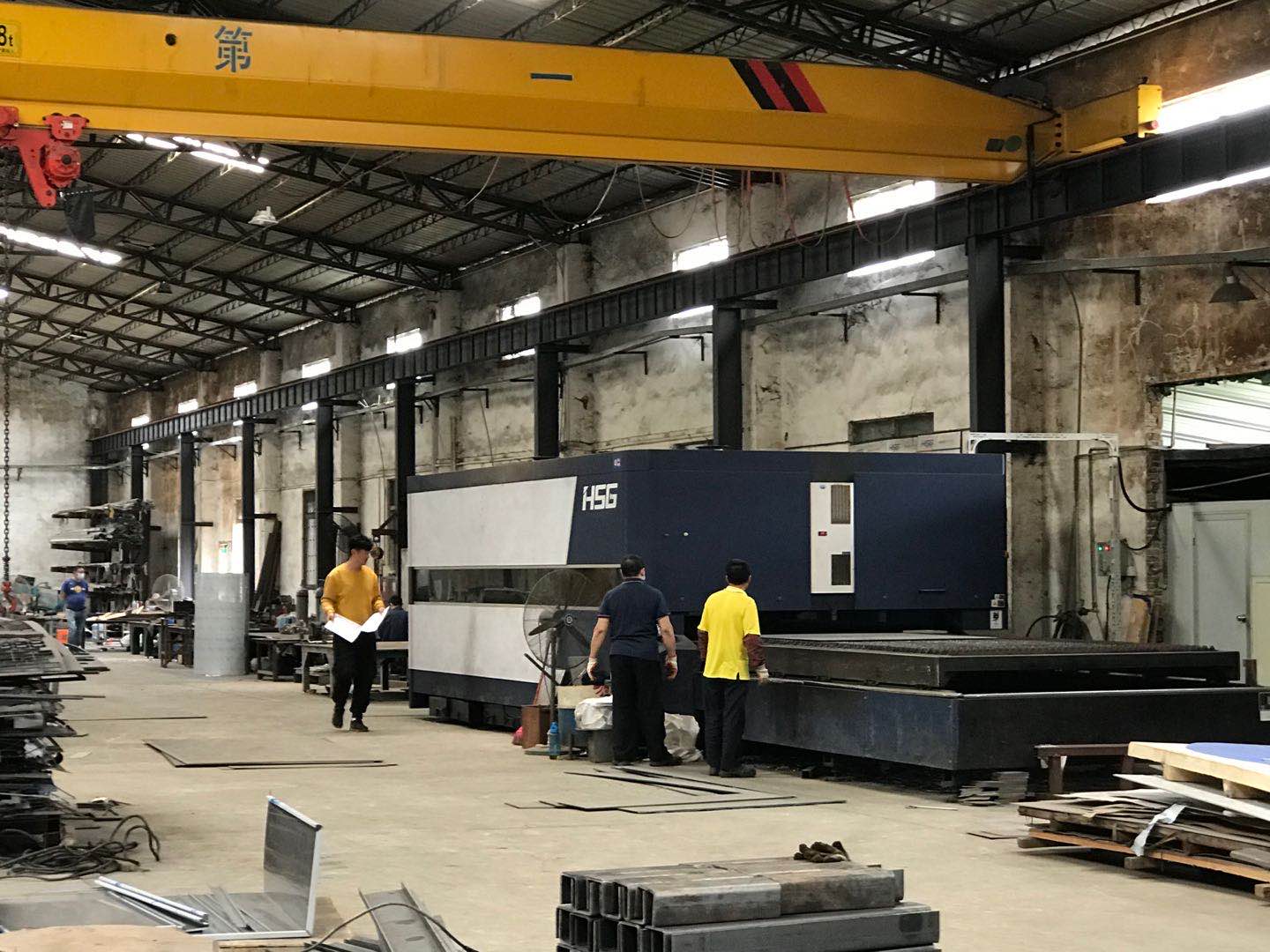 激光切割機(jī) 激光切割機(jī)