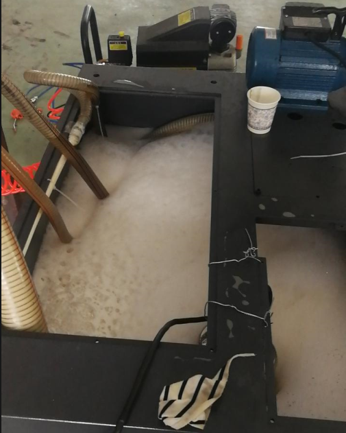 泡沫現(xiàn)場 泡沫現(xiàn)場