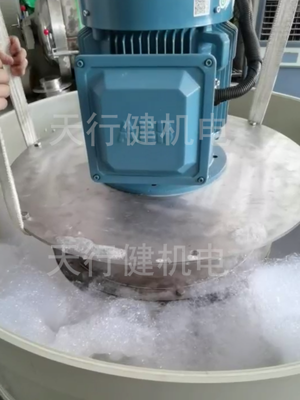 試機(jī)現(xiàn)場