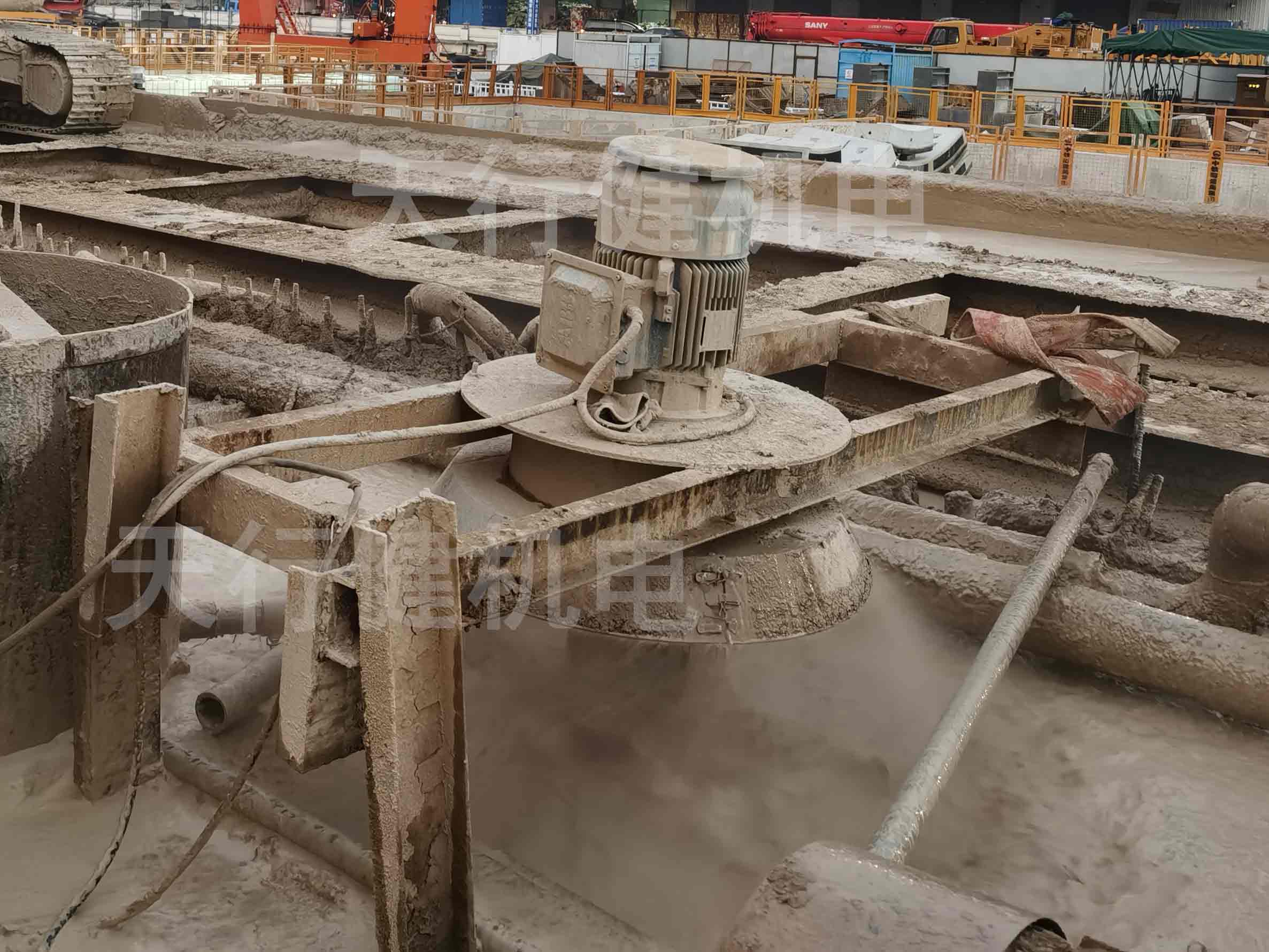 泥漿砂漿用消泡器現(xiàn)場圖 泥漿砂漿用消泡器現(xiàn)場圖